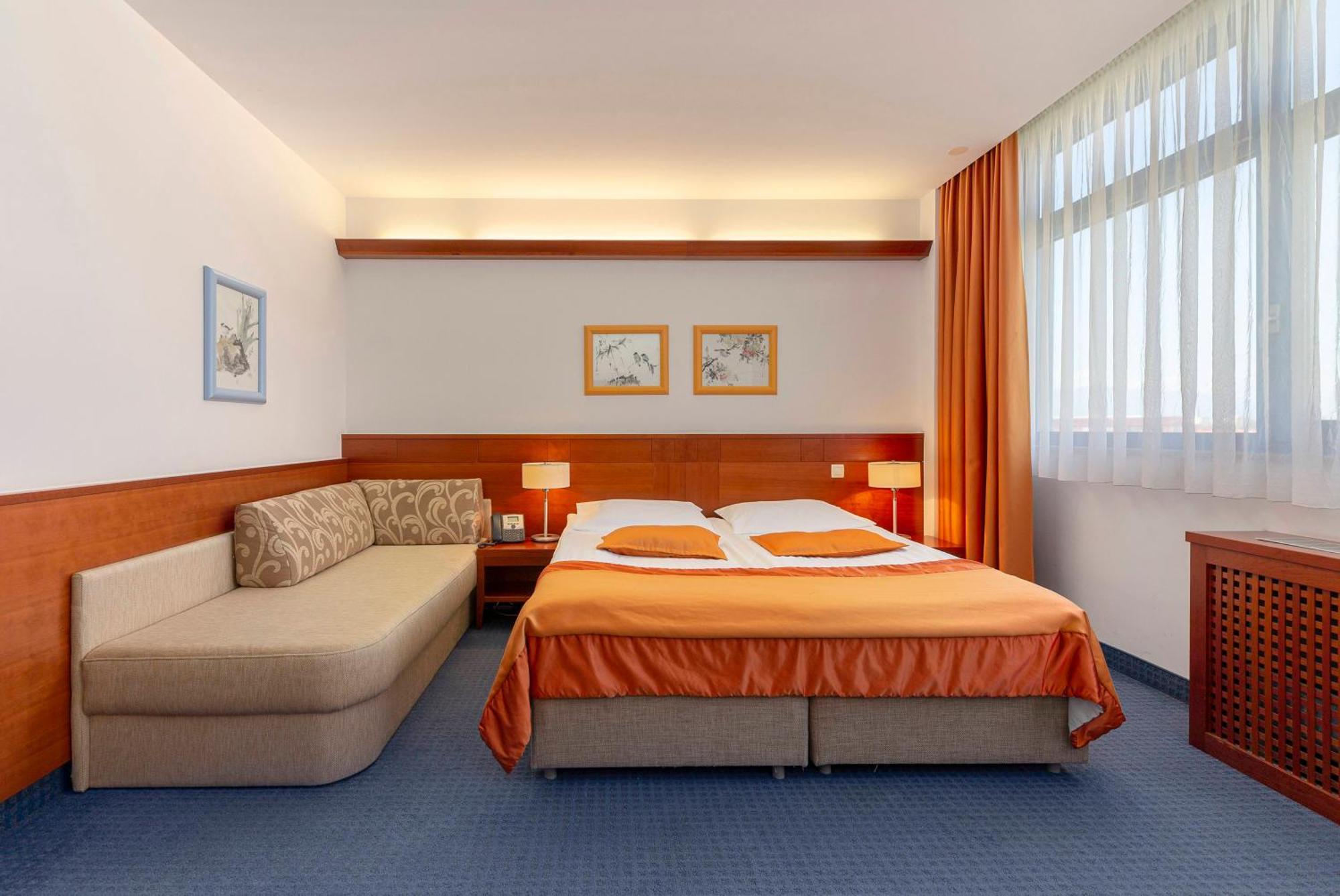 Garni Hotel Azul クラーニ エクステリア 写真