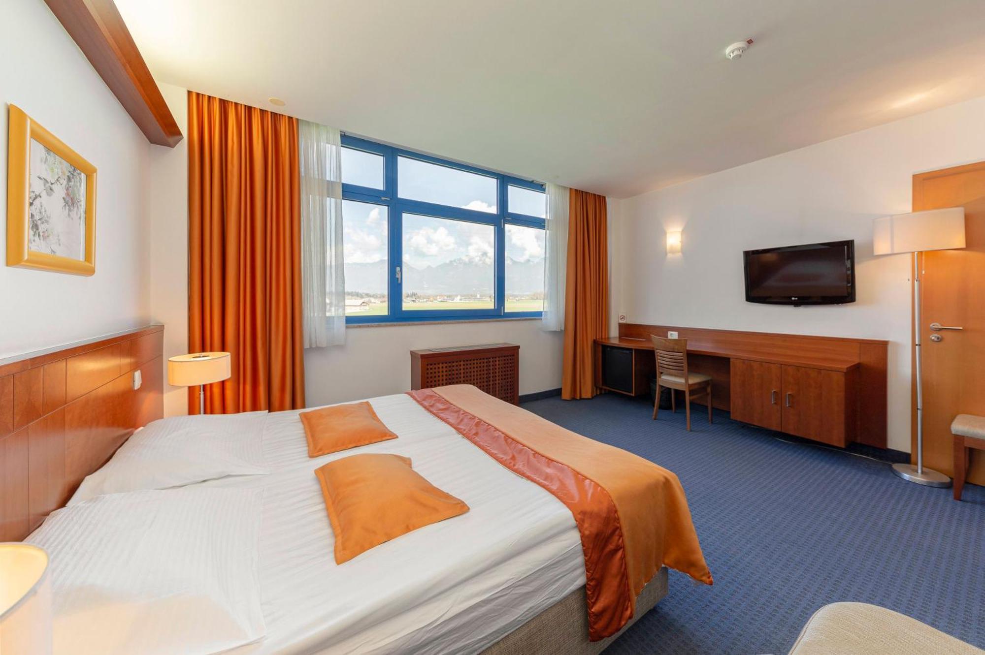 Garni Hotel Azul クラーニ エクステリア 写真