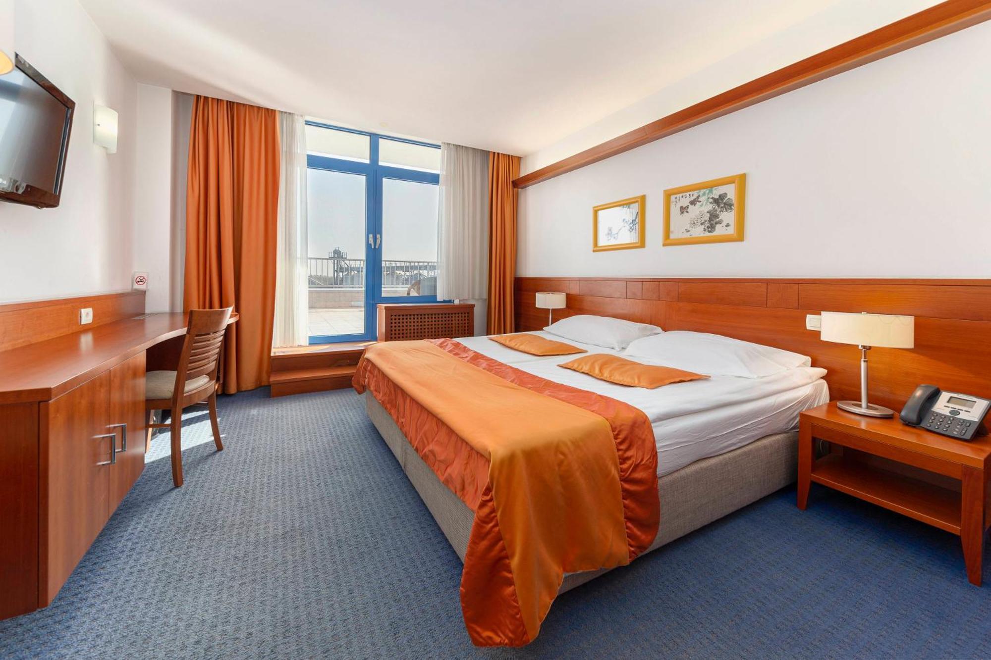 Garni Hotel Azul クラーニ エクステリア 写真