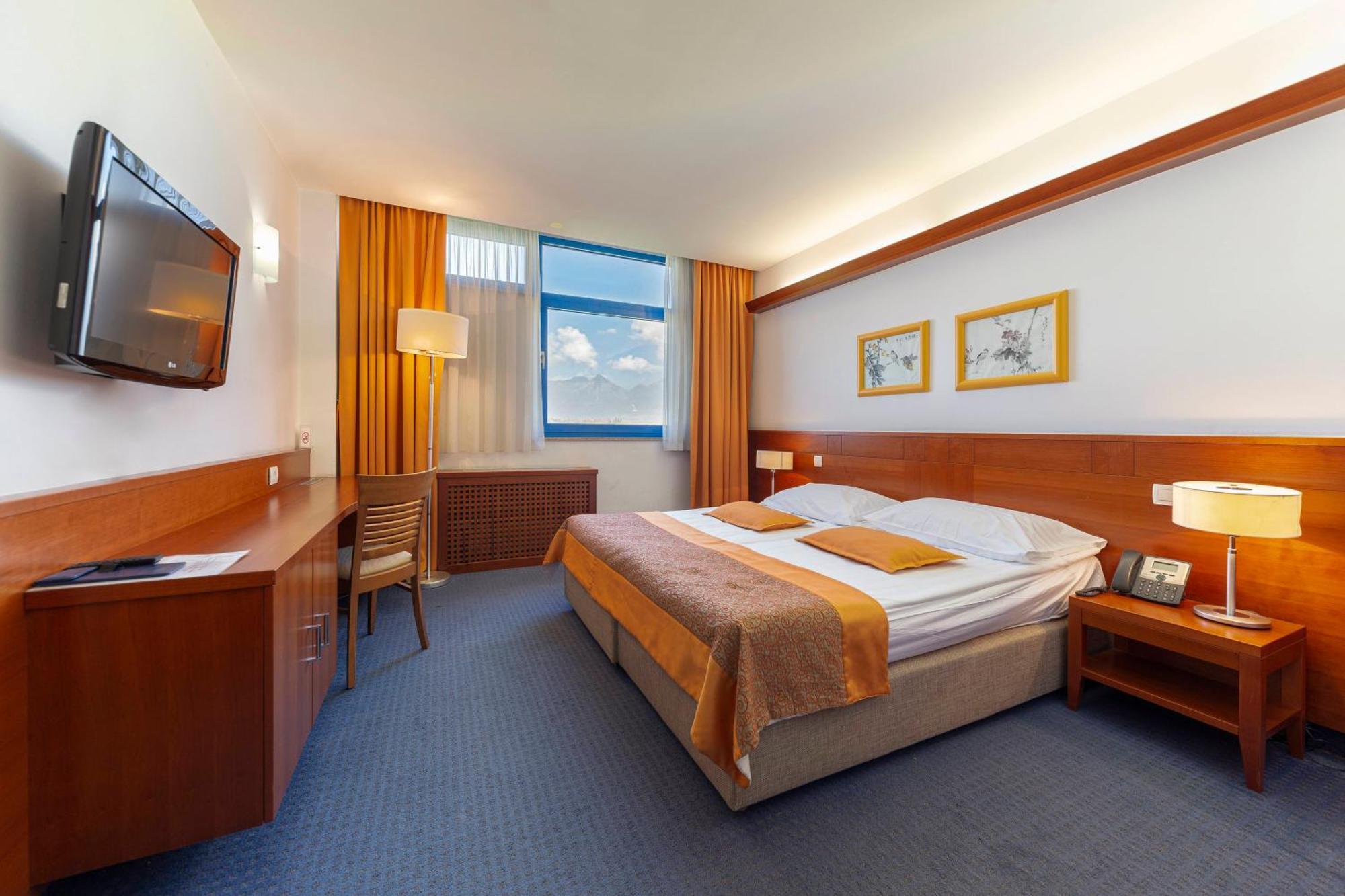 Garni Hotel Azul クラーニ エクステリア 写真
